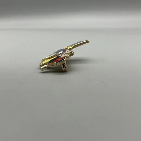 Vintage Walt Disney Productions Mickey Mouse Skiing Pin 27mm Enamel Multicolor - Picture 7 of 12